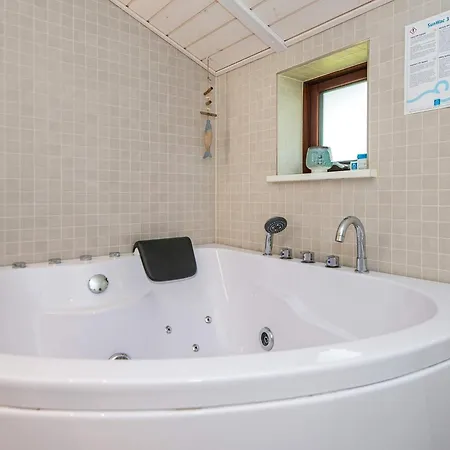 4 Star Holiday Home In Romo Casa de Férias Lakolk